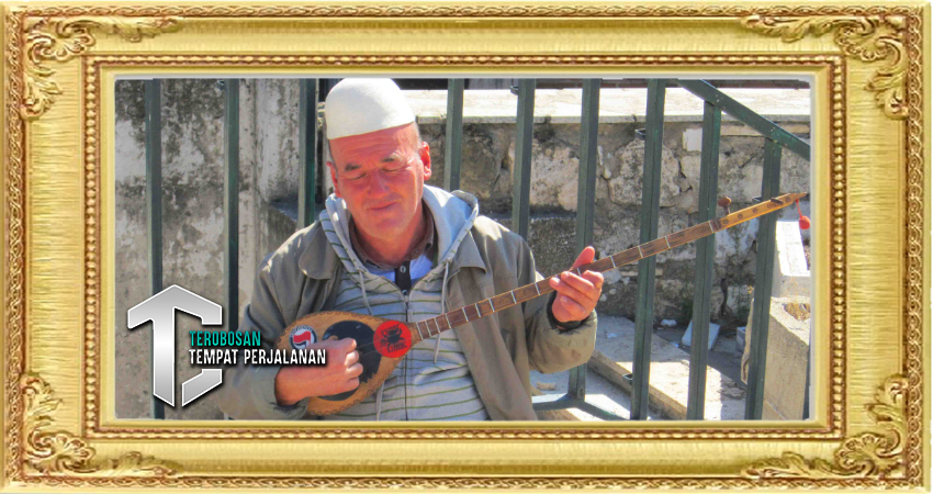 Musik Tradisional Albania: Perjalanan Auditori
