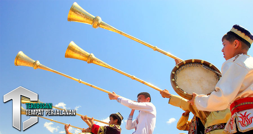 Perayaan Tradisional yang Hidup di Uzbekistan